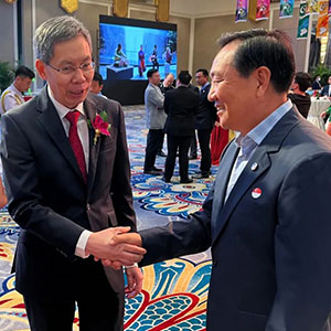 权顺基会长应邀出席新加坡驻华使馆举行的新加坡国庆日和武装部队军人节招待会